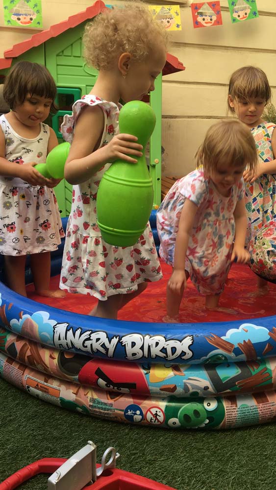 prázdniny v jeslích